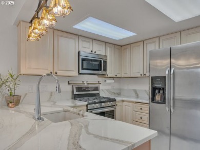 MOTIVATED SELLER! Situated w/in the prestigious Charbonneau Golf on Charbonneau Golf Club in Oregon - for sale on GolfHomes.com, golf home, golf lot