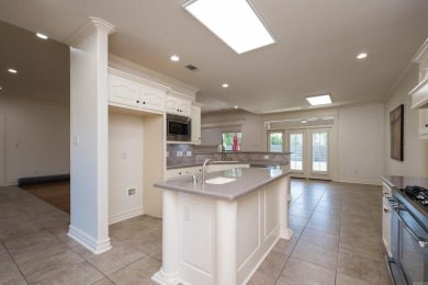 Outstanding home in perfect condition! Beautiful hardwoods on The Country Club of Arkansas in Arkansas - for sale on GolfHomes.com, golf home, golf lot