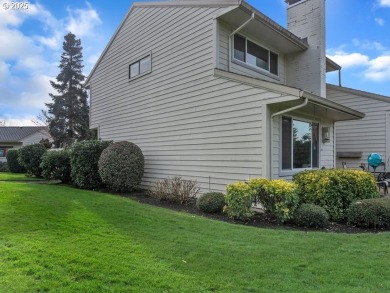 MOTIVATED SELLER! Situated w/in the prestigious Charbonneau Golf on Charbonneau Golf Club in Oregon - for sale on GolfHomes.com, golf home, golf lot