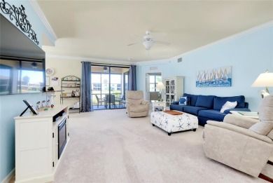 LOWEST PRICED COACH ..... HOME MOVE-IN READY | LAKE VIEW | on Plantation Golf and Country Club in Florida - for sale on GolfHomes.com, golf home, golf lot