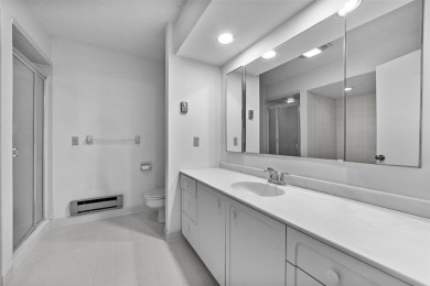 Enjoy the lifestyle of Heritage Hills in this 2 bedroom, 2 bath on Somers Pointe Golf Club - West Hill in New York - for sale on GolfHomes.com, golf home, golf lot