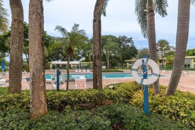 Remodeled 2 bedroom 2 bath. Beautiful kitchen includes washer on  in Florida - for sale on GolfHomes.com, golf home, golf lot