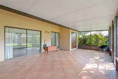 Beautiful and ready to move in! Perfect for first-time buyers on Springtree Country Club in Florida - for sale on GolfHomes.com, golf home, golf lot