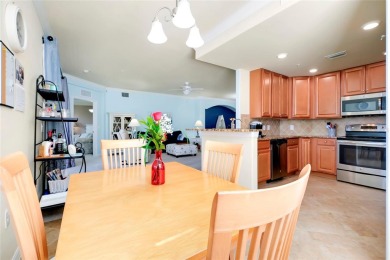 LOWEST PRICED COACH ..... HOME MOVE-IN READY | LAKE VIEW | on Plantation Golf and Country Club in Florida - for sale on GolfHomes.com, golf home, golf lot
