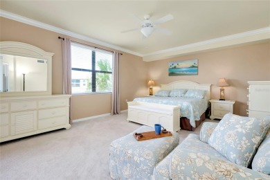 LOWEST PRICED COACH ..... HOME MOVE-IN READY | LAKE VIEW | on Plantation Golf and Country Club in Florida - for sale on GolfHomes.com, golf home, golf lot