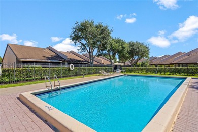 Beautiful and ready to move in! Perfect for first-time buyers on Springtree Country Club in Florida - for sale on GolfHomes.com, golf home, golf lot