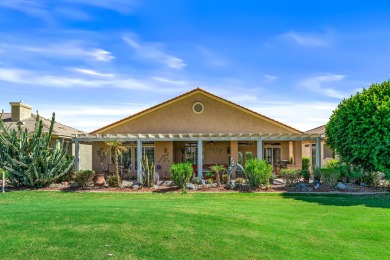 SPECTACULAR VIEWS from this 2407 sq.ft. 2 bed, 2 bath PLUS DEN on Heritage Palms Golf Club in California - for sale on GolfHomes.com, golf home, golf lot