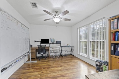 TANGLEWOOD GOLF COURSE BEAUTY ~ 4 bedroom PLUS OFFICE ~ Don't on Tanglewood Golf Club in Florida - for sale on GolfHomes.com, golf home, golf lot