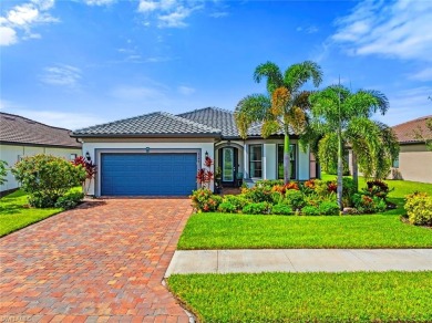 GOLF MEMBERSHIP o SALT WATER POOL/SPA o BREATHTAKING WATER VIEWS on Panther Run Golf Club in Florida - for sale on GolfHomes.com, golf home, golf lot
