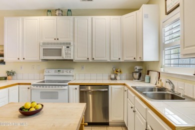 This rare 4 bedroom is just a few blocks from the beach. 126 NE on Founders Club At St. James Plantation in North Carolina - for sale on GolfHomes.com, golf home, golf lot