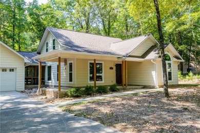 Welcome home to this southern charmer! This 4 bedroom 3 bath on Stillwaters Golf and Country Club in Alabama - for sale on GolfHomes.com, golf home, golf lot