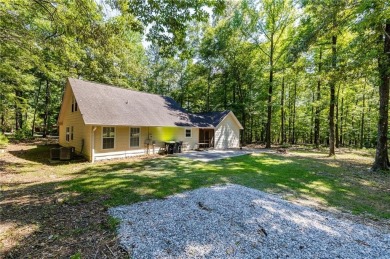 Welcome home to this southern charmer! This 4 bedroom 3 bath on Stillwaters Golf and Country Club in Alabama - for sale on GolfHomes.com, golf home, golf lot