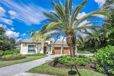 IMMEDIATE GOLF MEMBERSHIP AVAILABLE. Situated on over one half on Quail West Golf and Country Club in Florida - for sale on GolfHomes.com, golf home, golf lot