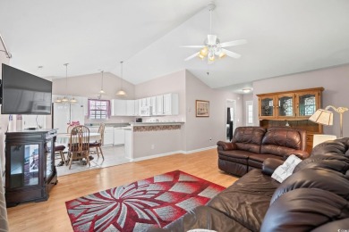 Fantastic Move-In Ready Home in The Gardens @ Heron Point - on Heron Point Golf Club in South Carolina - for sale on GolfHomes.com, golf home, golf lot
