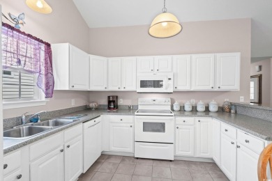 Fantastic Move-In Ready Home in The Gardens @ Heron Point - on Heron Point Golf Club in South Carolina - for sale on GolfHomes.com, golf home, golf lot