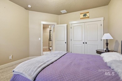 Beautiful Custom Single-Level Home in Highly Desired Carriage on Hunters Point Golf Club in ID - for sale on GolfHomes.com, golf home, golf lot