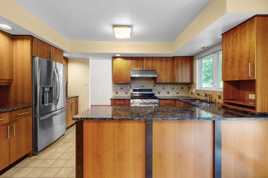 Welcome to this stunning home in the highly sought-after on Addison Links and Tees in Illinois - for sale on GolfHomes.com, golf home, golf lot