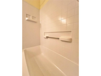 NEW PRICE TO SELL QUICKLY!  Come see this 2/2 villa-style condo on Scepter Golf Club in Florida - for sale on GolfHomes.com, golf home, golf lot