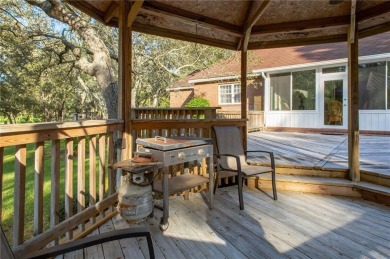 Beautifully Updated Brick Ranch on the Golf Course! Located in on Okefenokee Country Club in Georgia - for sale on GolfHomes.com, golf home, golf lot
