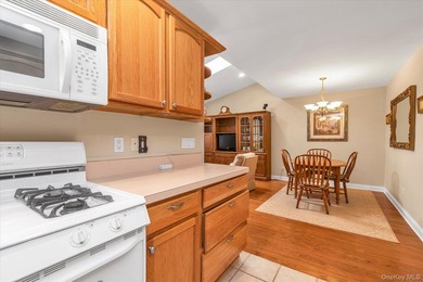 Welcome to this move in ready 2 bedroom, 2 full bath residence on The Greens At Half Hollow in New York - for sale on GolfHomes.com, golf home, golf lot