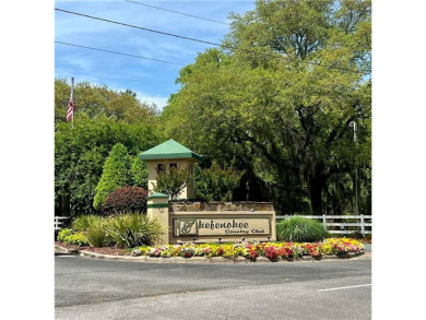 Beautifully Updated Brick Ranch on the Golf Course! Located in on Okefenokee Country Club in Georgia - for sale on GolfHomes.com, golf home, golf lot