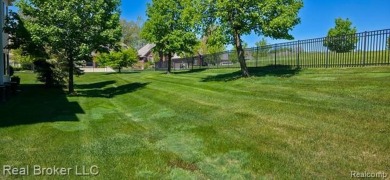 Stunning Ground-Level Condo with Golf Course Views!

Discover on The Glacier Club in Michigan - for sale on GolfHomes.com, golf home, golf lot