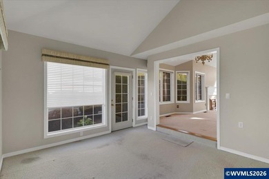 Accepted Offer with Contingencies. Golf Course Living in Keizer! on McNary Golf Club in Oregon - for sale on GolfHomes.com, golf home, golf lot