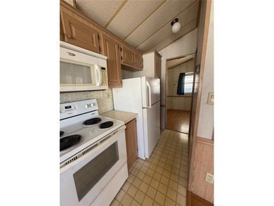 Snowbirds and homeowners welcome! Enjoy an active and vibrant on Glen Lakes Country Club in Florida - for sale on GolfHomes.com, golf home, golf lot