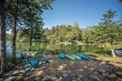 Discover the perfect Innsbrook getaway in this updated ranch on Innsbrook Resort Golf Course in Missouri - for sale on GolfHomes.com, golf home, golf lot