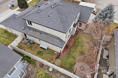 Welcome home to this beautiful 4-bedroom, 2.5-bath, two-story on Hunters Point Golf Club in Idaho - for sale on GolfHomes.com, golf home, golf lot