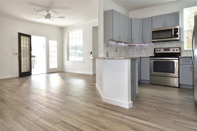 Great opportunity to own a beautifully maintained 2-bedroom on MetroWest Golf Club in Florida - for sale on GolfHomes.com, golf home, golf lot