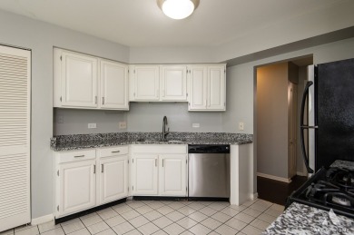 Don't Miss Out On This Fabulous End Unit Ranch Townhome With on The Arboretum Club in Illinois - for sale on GolfHomes.com, golf home, golf lot