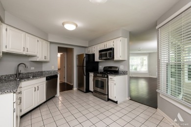 Don't Miss Out On This Fabulous End Unit Ranch Townhome With on The Arboretum Club in Illinois - for sale on GolfHomes.com, golf home, golf lot