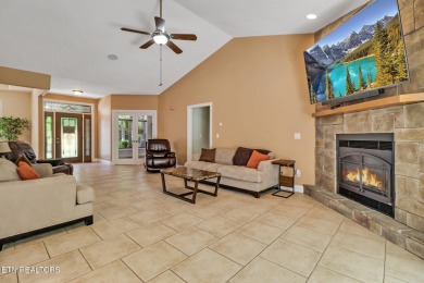 Golf Front Custom Home in Quiet Cul-de-Sac - The Brae at on Heatherhurst Golf Course in Tennessee - for sale on GolfHomes.com, golf home, golf lot
