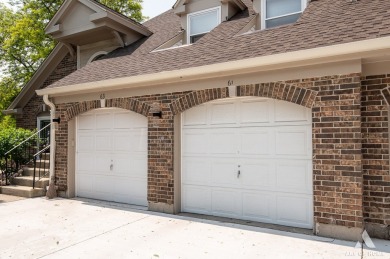 Don't Miss Out On This Fabulous End Unit Ranch Townhome With on The Arboretum Club in Illinois - for sale on GolfHomes.com, golf home, golf lot