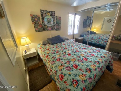 This cozy park model features 2 full bathrooms, a 40 gal hot on Juniper Ridge R.V. Golf Resort in Arizona - for sale on GolfHomes.com, golf home, golf lot