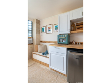 ATTENTION INVESTORS!  LEGAL SHORT TERM RENTAL FULLY TURN KEY IN on Ala Wai Golf Course in Hawaii - for sale on GolfHomes.com, golf home, golf lot