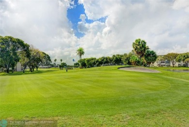 Lovely 2-Bed, 2-Bath Turnkey Home - Just Bring Your Toothbrush!
 on Wynmoor Golf Course in Florida - for sale on GolfHomes.com, golf home, golf lot