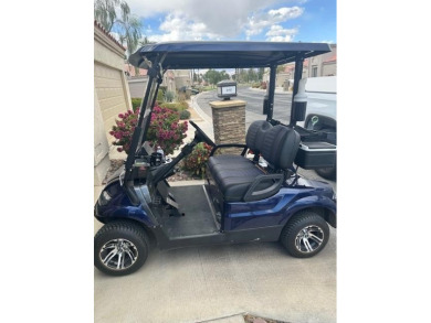 Spacious, expanded Augusta model with clubhouse and big mountain on Palm Desert Resort Country Club in California - for sale on GolfHomes.com, golf home, golf lot