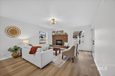 Fresh updates, geothermal community pool, & an amazing location on Warm Springs Golf Club in Idaho - for sale on GolfHomes.com, golf home, golf lot