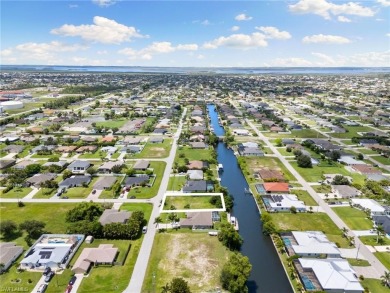 Discover your own slice of paradise in one of Florida's most on Royal Tee Country Club in Florida - for sale on GolfHomes.com, golf home, golf lot