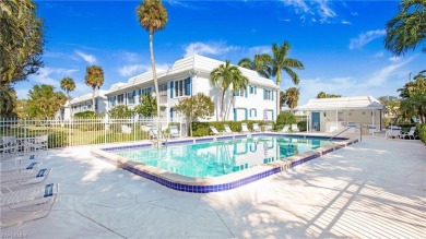 Rare Find in North Naples - 2 Bedroom/2 Bath with Detached on LaPlaya Golf Club in Florida - for sale on GolfHomes.com, golf home, golf lot