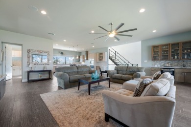 Why settle for ordinary when you could own 1,685' of Lake on Landa Park Golf Course in Texas - for sale on GolfHomes.com, golf home, golf lot