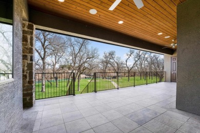 Why settle for ordinary when you could own 1,685' of Lake on Landa Park Golf Course in Texas - for sale on GolfHomes.com, golf home, golf lot