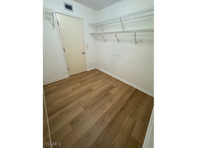 BE$T PRICE & VALUE in the building! This 8th floor 2 bed, 2 bath on The Landings Yacht, Golf and Tennis Club in Florida - for sale on GolfHomes.com, golf home, golf lot