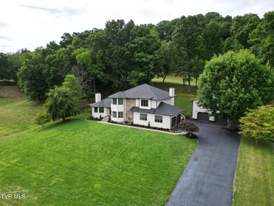 This beautiful 4-bedroom, 4 full bath home in the Winterham on Glenrochie Country Club in Virginia - for sale on GolfHomes.com, golf home, golf lot