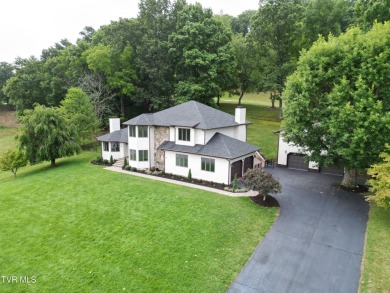 This beautiful 4-bedroom, 4 full bath home in the Winterham on Glenrochie Country Club in Virginia - for sale on GolfHomes.com, golf home, golf lot