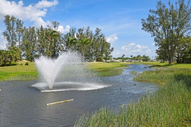 THE LOWEST PRICED GROUND FLOOR UNIT IN DUNBAR WOODS! UPDATED AND on PGA National Golf Club in Florida - for sale on GolfHomes.com, golf home, golf lot