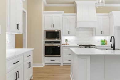 Welcome to 16 Soldado Lane -- a beautifully designed brick home on Isabella Golf Course  in Arkansas - for sale on GolfHomes.com, golf home, golf lot