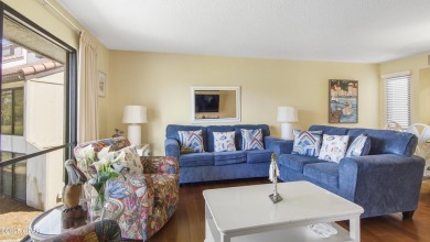 Charming Updated Upstairs Unit in Prime Panama City Beach on Edgewater Beach Resort in Florida - for sale on GolfHomes.com, golf home, golf lot